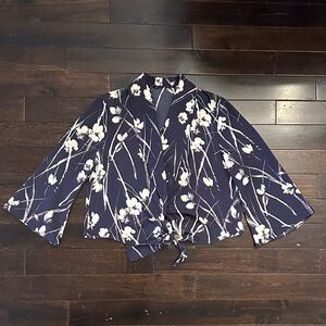 Zara Navy and White Floral Kimono